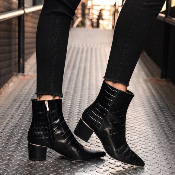 Thursday Luna Boot - Picture 2 of 5